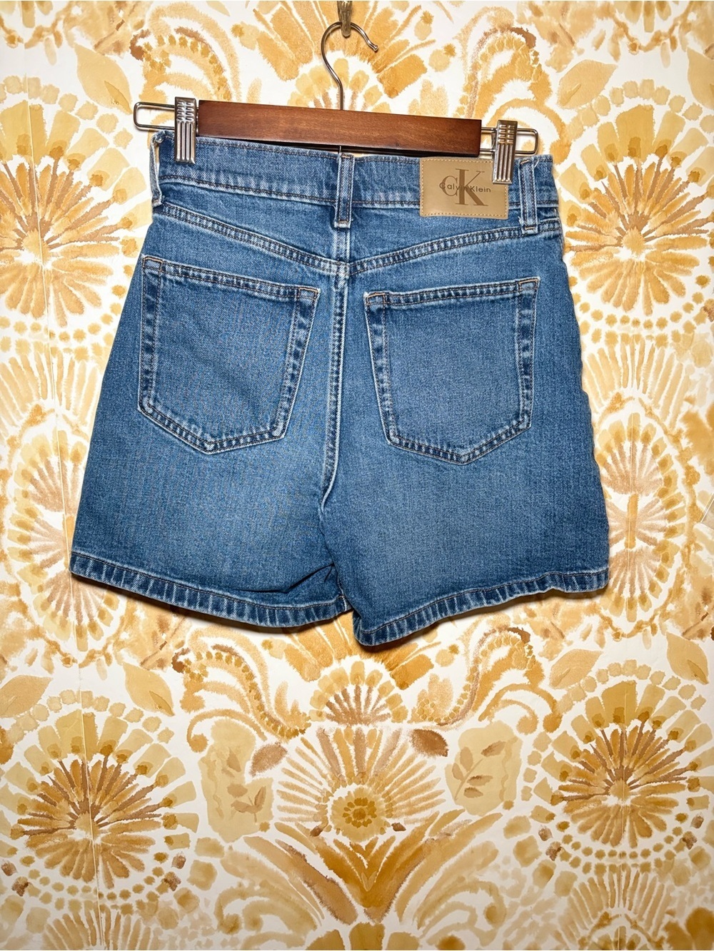 Calvin Klein Vintage Denim Shorts | High Rise Blue Jean Shorts | Classic - Picture 5 of 12